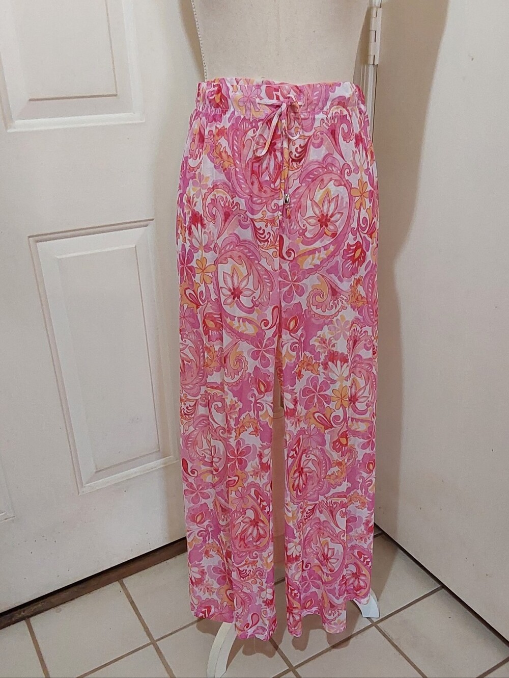 🌺 NWOT Tinibikini Pink Paisley Floral Drawstring Wide Leg Beach Coverup Pants